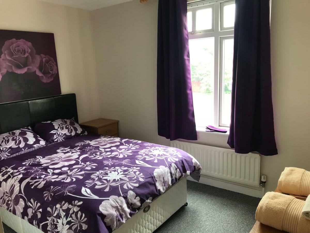Newry City Centre Apartment ภายนอก รูปภาพ