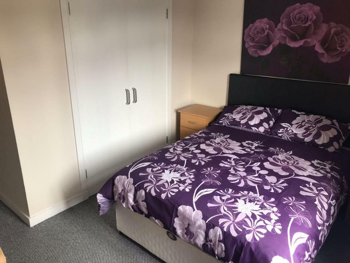 Newry City Centre Apartment ภายนอก รูปภาพ