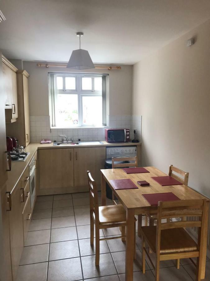 Newry City Centre Apartment ภายนอก รูปภาพ
