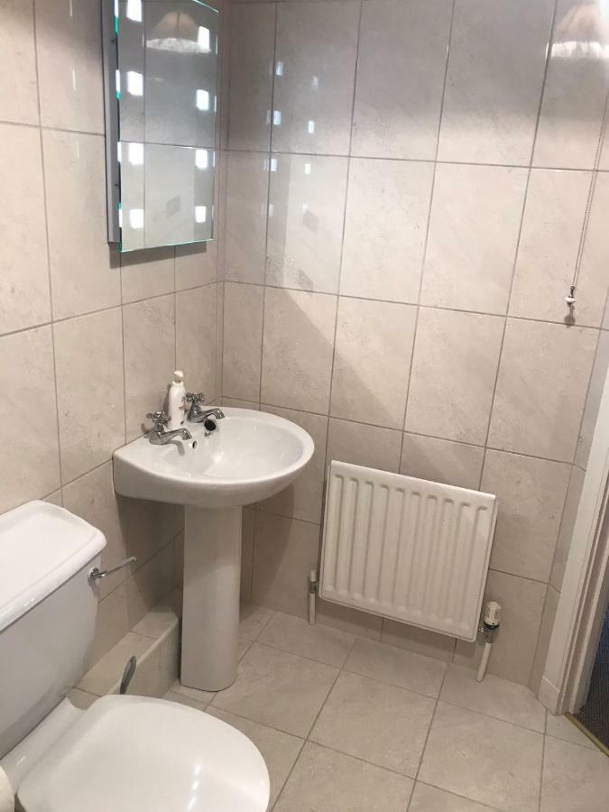 Newry City Centre Apartment ภายนอก รูปภาพ